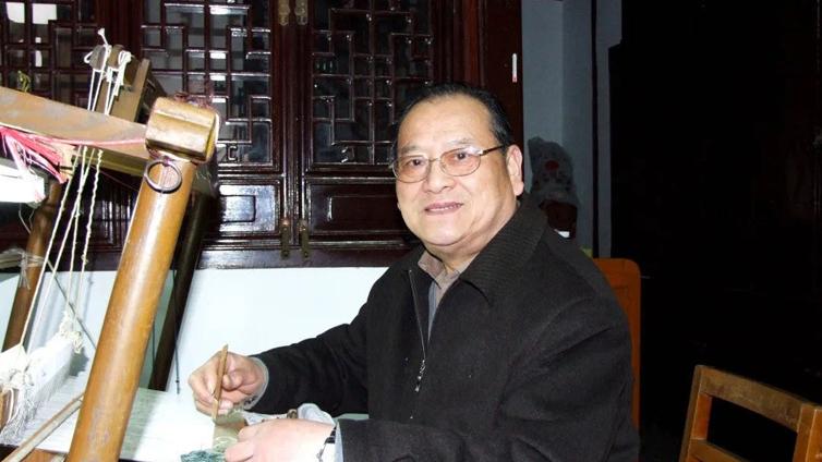 万缕千丝夺天工 缂成国宝传人间